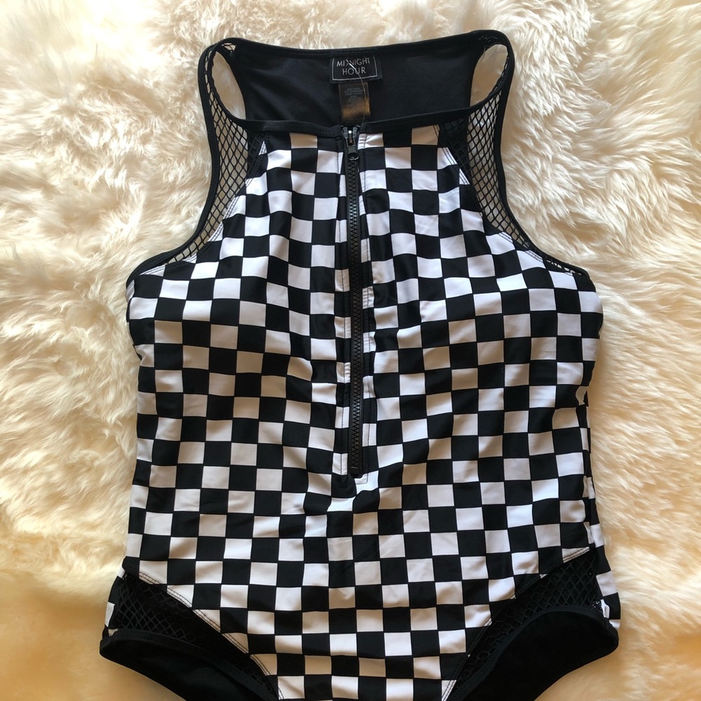 NWT Black and White Checkered Zip-up Swimsuit - LG